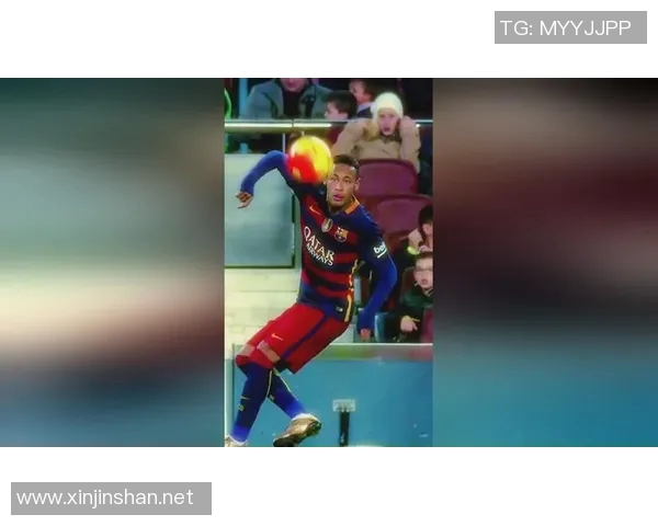 足球明星的胸前停球技巧解析与训练方法分享