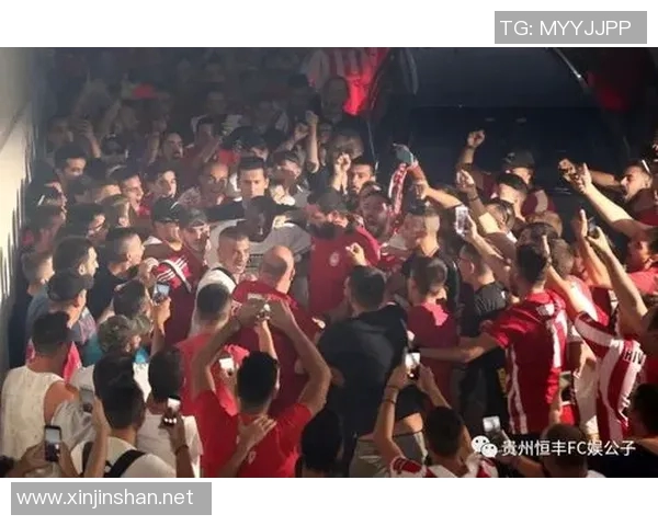 巴塞罗那主场迎战韦斯卡全力争胜展现球队实力与风采