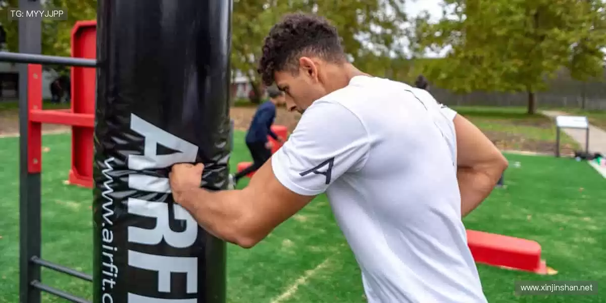 📱 一键开播,全球同频!弹幕互动不停,做最活跃的云观众💬